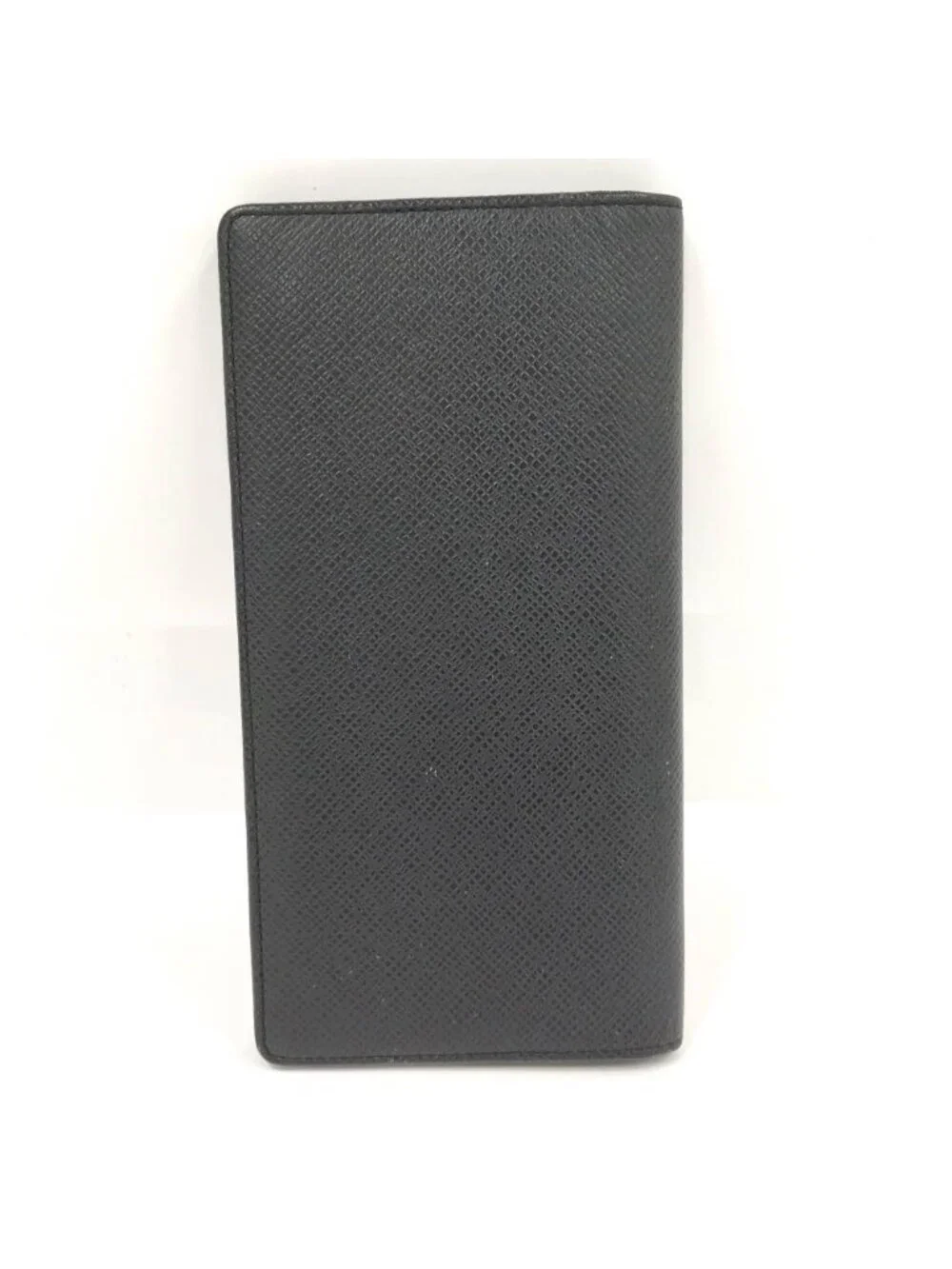 Louis Vuitton Portefeuille Brazza Taiga Wallet